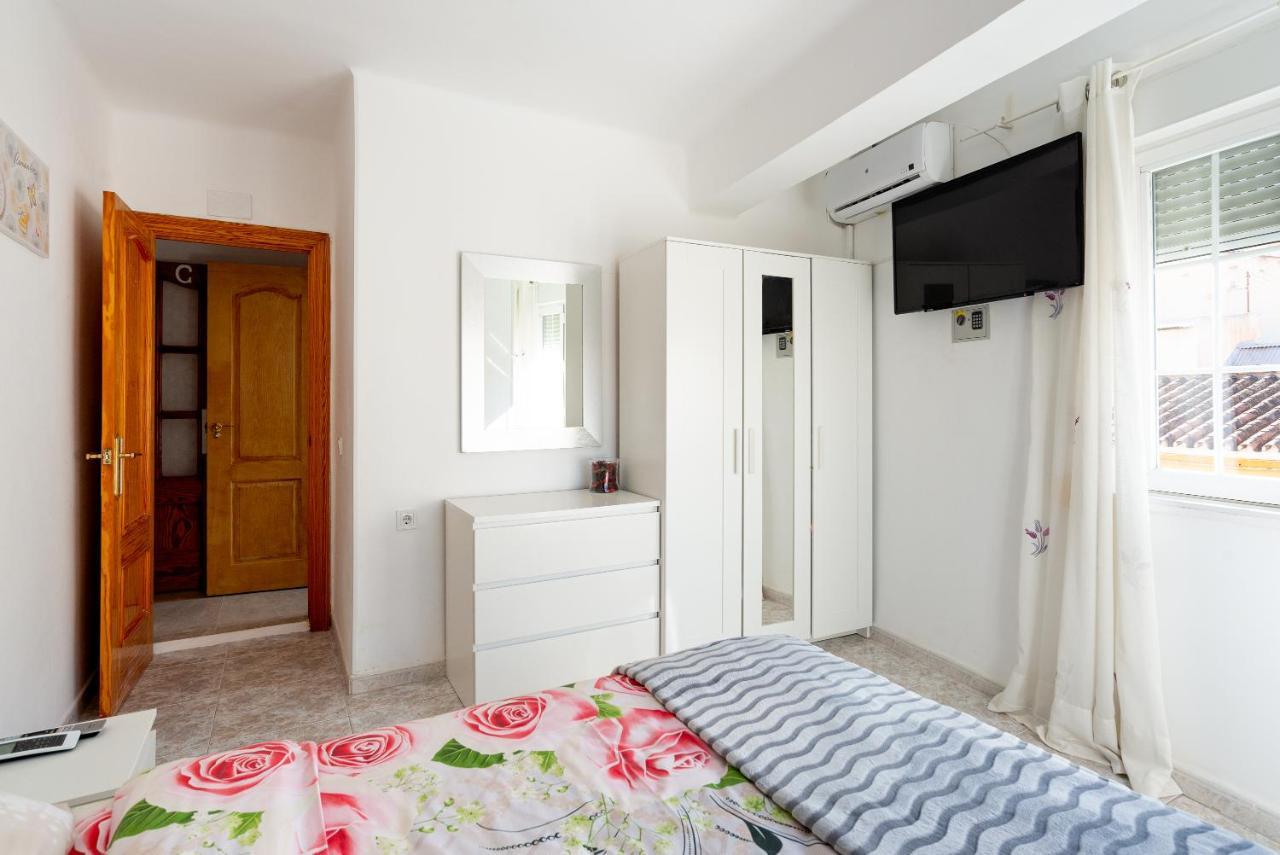 Rooms Breeze & Sun Malaga Luaran gambar