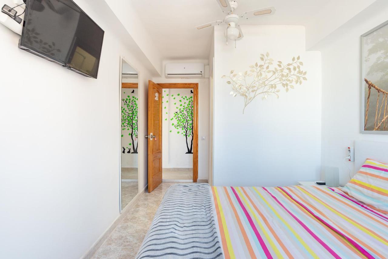 Rooms Breeze & Sun Malaga Luaran gambar